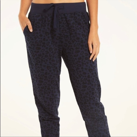 Z Supply Animal Print Jogger XS - Picture 2 of 4